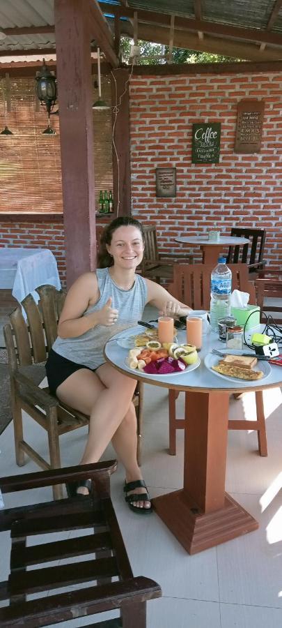 Moni Mahalika Hotel Келимуту Екстериор снимка